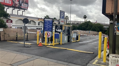 714 E. San Ysidro Blvd